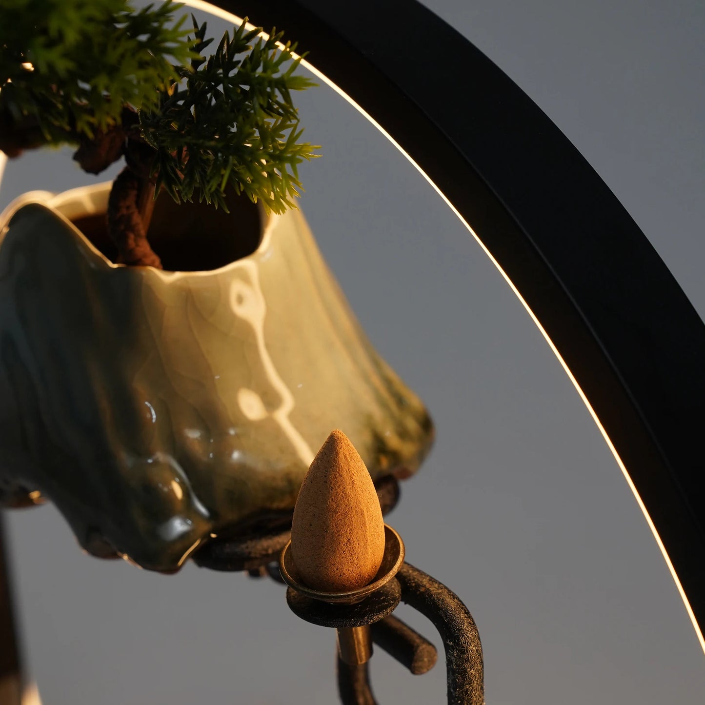 Hign-concerned Resin Tabletop Fountain With LED Lights