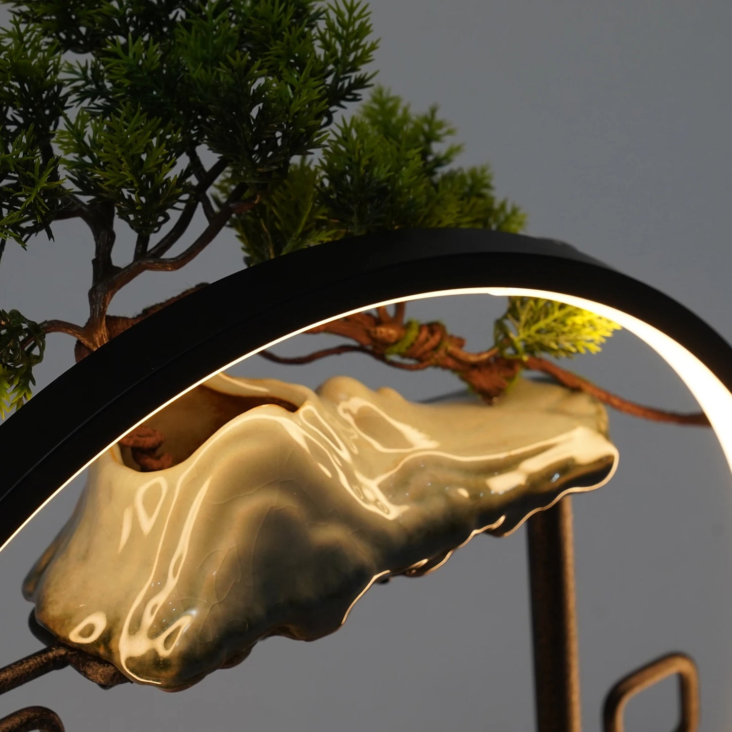 Hign-concerned Resin Tabletop Fountain With LED Lights